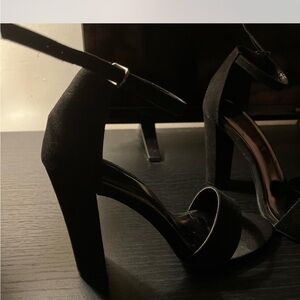 Black elegant suede high heels